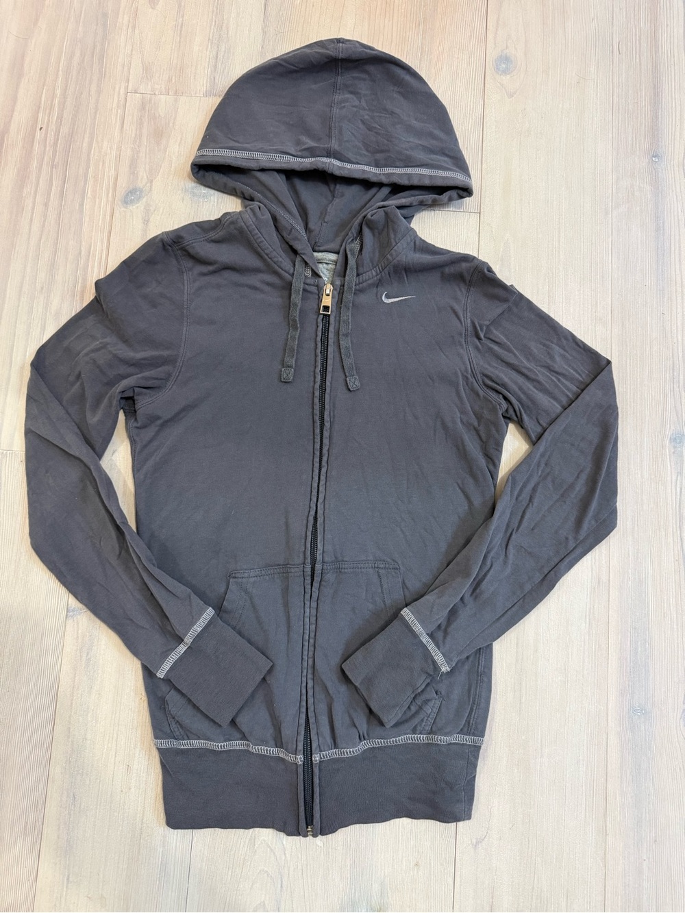 Nike Women’s gray ajusted Full-Zip Hooded Jacket